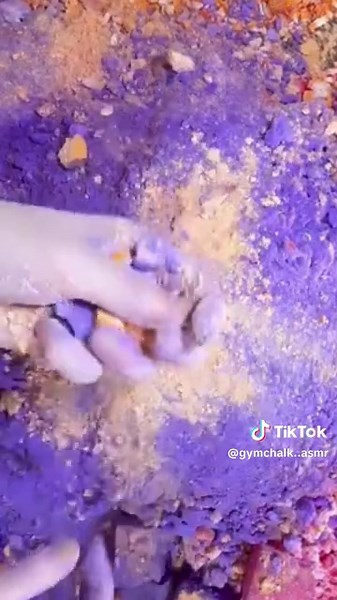 Chalk ASMR: Experience Gym Chalk Crushing Sounds
