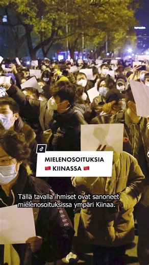 Kiinalaiset vastustavat koronakuria mielenosoituksissa