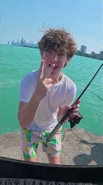 #fishing #lure #giveaway down the Chicago lakefront! Shoutout to Park Bait Co. at 600 W Montrose!