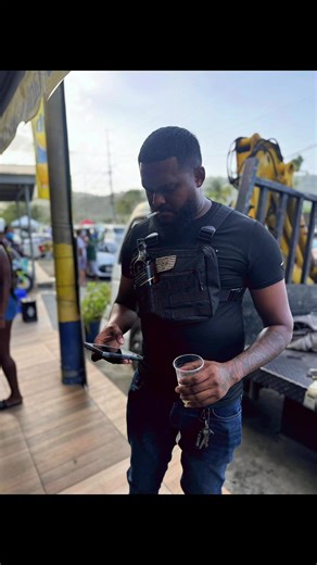 ☆ROAD•RUNNER☆🏍💨 🚓 (@868_road_runner)’s videos with Diss Once - K Lion