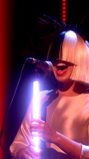 45K views · 446 reactions | i'm alive  #sia #siamusic #siafurler #singing #singer #sing #voice #fyp #liveconcert #concert #tvshow #instareels #reelsinstagram #viral | Sia Fans Spain Ofi | Facebook