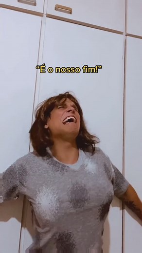 Aprenda a dancinha do Viniblogger com os melhores movimentos