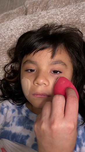 Harley Quinn Halloween Makeup Tutorial