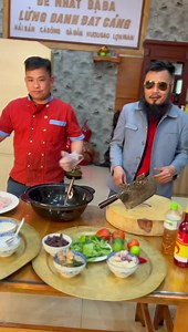 873K views · 4.6K reactions | Chia sẻ bí quyết : Món khấu đuôi nhồi lá mác mật đặc sản ! | Ẩm Thực Hưng BaBa | Facebook