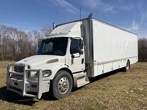 2007 Freightliner Business Class M2-106 S/A Toterhome | Transportation