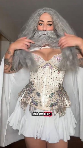 6.6K views · 271 reactions | Gandalf the SLAY #lordoftherings #thelordoftherings #lotr #lotrtok #tolkien #gandalf #gandalfthewhite #cosplay | Would Ya Kindly | Facebook