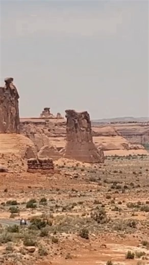 Arches Scenic Drive Stop No. 3 #arches #archesnationalpark #utah #usnationalparks #Archesscenicdrive | Parks Collecting