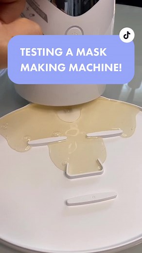 We tested out an at home mask making machine. You don’t want to miss the end result 🤣🤣 #SuperlativeSmiles #ipsy #beautyessentials #diy #skincare