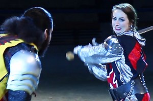 This Woman Trained To Become The First Female Knight At Medieval Times And It's The Best