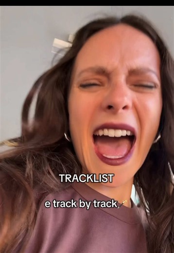 Ecco il #trackbytrack di Magia Bianca, il mio nuovo album in uscita il 12 giugno 🤍🔮🏰🪄 #perte #neiperte #fyp #music #newmusic #italian #italy #singer