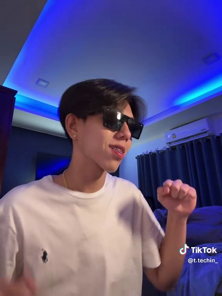 เม้มจัด