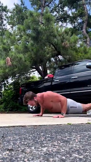 AKA PRISON PUSH-UPS! ☠️ It’s amazing how difficult it gets to raise your arm overhead after awhile with these 🔥 🤝🏽 Save as a finisher for your next workout! 🩳: @tenthousand.cc Code LUNDEEN15 • • • • • #workoutfinisher #upperbodystrength #upperbodyworkouts #pushupsfordays #pushupschallenge #chestandshoulders #pushworkout #bodyweightworkouts #raleighpersonaltrainer #onlinetrainers | Built by Brett