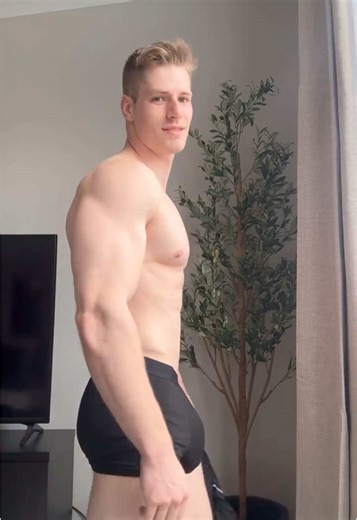 Just love me ‘ ‘ ‘ ‘ Buldge Enhancing Gear ➡️➡️➡️ linktr.ee/junk.trunks ‘ ‘ DM for credit or removal ‘ ‘ ‘ #GymThirstTrap #BulgeGoals #GymBod #MensPhysique #ThirstyThursdays #BulgeCheck #SweatAndFlex #MuscleThirst #GymCrush #MenWithAbs #LegDayFlex #FitGuys #GymReady #AlphaVibes #SwoleLife #FitnessModel #BodyGoals #WorkoutFit #GymWear #ThirstTrapAlert #HotGuySummer #MuscleUp #MensUnderwearModel #ShreddedPhysique #AlphaAesthetic #VeinGameStrong #SweatyAndHot #FlexFridays #BulgingConfidence #FitIns