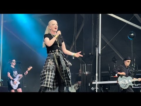 Garbage "Stupid Girl" Ohana Festival, Doheny State Beach, Dana Point, CA 9.26.25