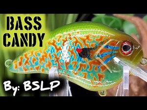 Custom lure painting a holographic Megabass s-crank Ko w/ createx candy 2.0