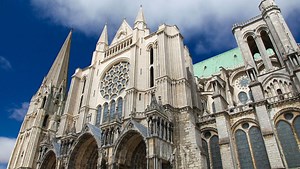 1000 ans de la crypte de Notre-Dame de Chartres - Église catholique en France