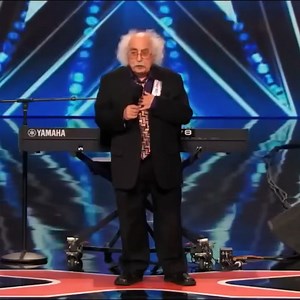 84 year old singer-songwriter Ray Jessel sings his weirdest song! | Talent News