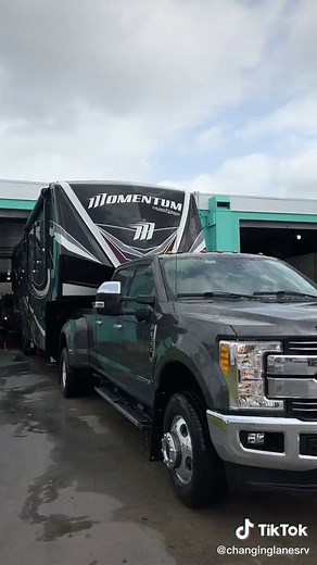 🧼🧽Tips for running your RV through the truck wash… #rv #rvlife #fulltimerv #changinglanesrv #rvtiktok @Blue Beacon Truck Wash