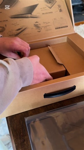 Watch Laptop Unboxing and Review on Amazon Live