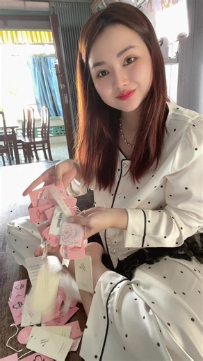 Bộ Đồ Ngủ Winny: Phong Cách và Đam Mê