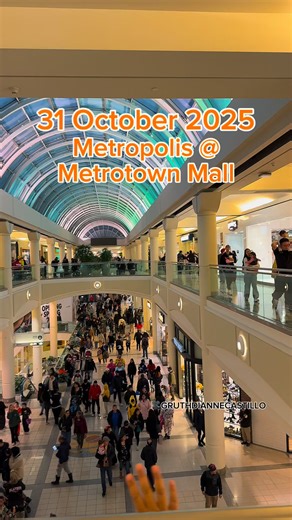 4.3K views · 341 reactions | Metropolis @ Metrotown, the largest mall in British Columbia . #britishcolumbia #metropolisatmetrotown #october31st #fblifestyle | G Ruth Dianne Castillo | Facebook