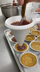 Mini Ruby Rose Chocolate Pie! 😋🥧🍫💦 | Foody Fetish