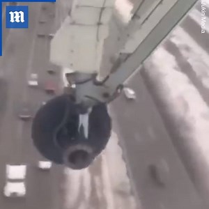 4.9M views · 2.6K shares | What happened to this plane?!! ✈️ | Daily Mail Video | Facebook