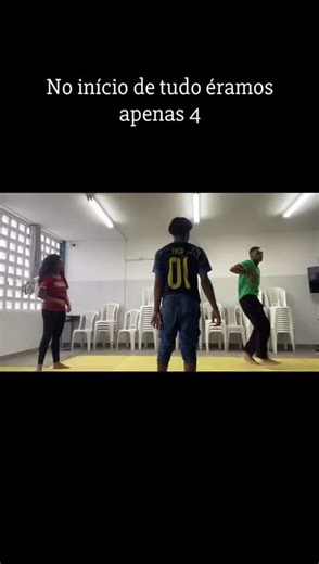 Crescimento da Família Através da Dança