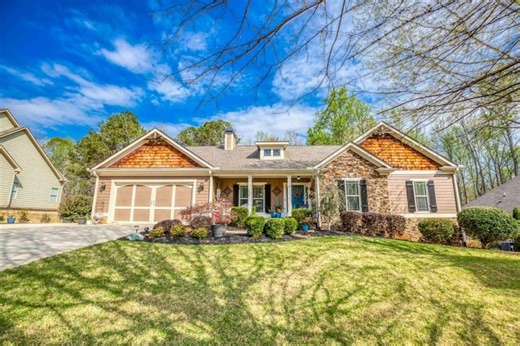 1948 Hearthstone Ct, Winder, GA 30680 - MLS 7745559 - Coldwell Banker