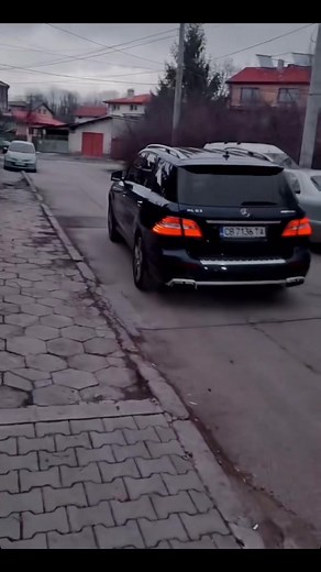 AMG ML63: Potencia y Lujo en SUV