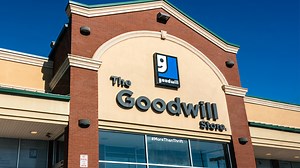 I found a '$400' computer at Goodwill for $29.99 - I couldn't believe my luck