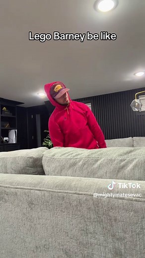 Lego Barney Goes Crazy in Hilarious Stop Motion