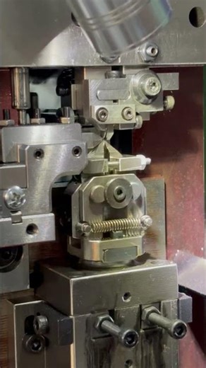 Box Chain #chainmakingmachine #chainweavingmachine