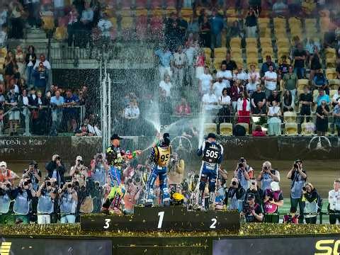 Polish National Anthem after Bartosz Zmarzlik's win at the DeWalt FIM SGP of Poland - Wrocław 2026