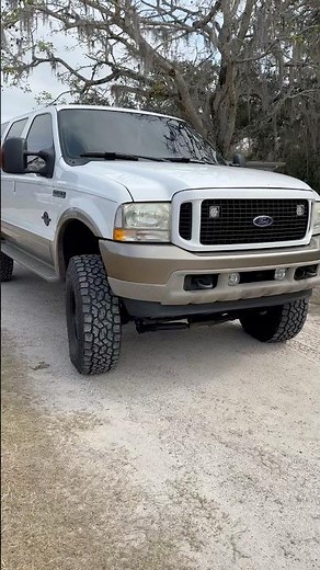SOLD 03 Ford Excursion 7.3 powerstroke