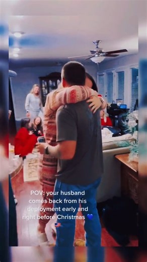 1.9M views · 37K reactions | #army #man #surprise #reelsvideo #adsonreels #facebookoverlayads #home #coming #facebookreelscontest #reels #trends #now #soldier #wow #cr7 #amazing #soldierhomecoming #reels #cr7 #facebookoverlayads #home #army #soldier #surprise #sisters #wow #air #coming #force #adsonreels #soldierhomecoming | Soldier Homecoming | Facebook