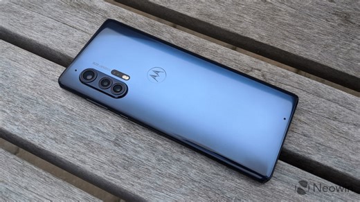 Motorola Edge  review: Hello Moto, welcome back