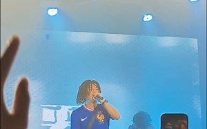 「邓典果DDG」个人专场广州站《耍》（的第一次）