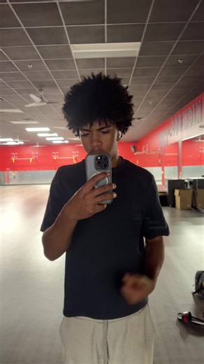 jb (@jb.2up)’s videos with original sound - ell