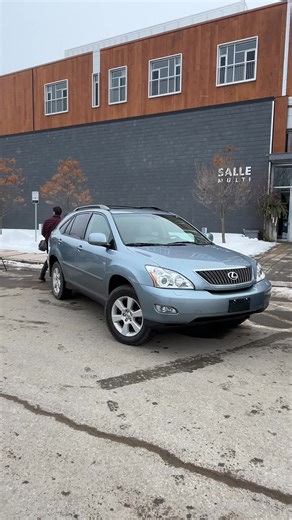 Exploring the 2005 Lexus RX: A Classic Review