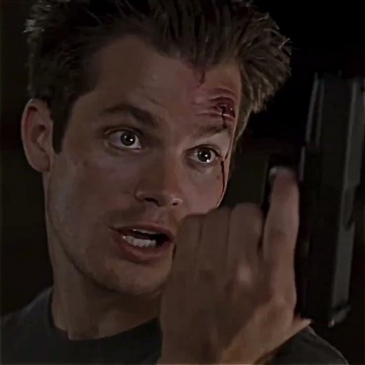 Mickey Altieri vs Nancy Loomis #scream
