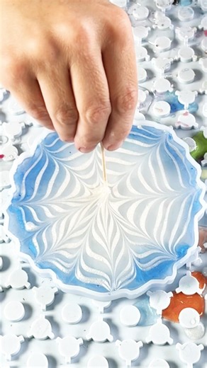 Blue Purple 🌺 Flower Resin Coaster ✨ Gorgeous Detail