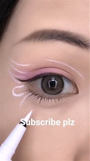 Easy Eyeliner Pencil Tutorial for Beginners | Smooth & Long-Lasting Eye Makeup ✨#shortsfeed #eyemake