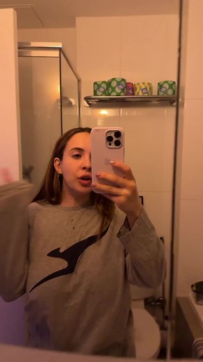 Funny Livestream Singing and Ruby May's Night Selfies