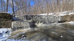 61K views · 783 reactions | Today's moment in nature brought to you by Nerstrand Big Woods State Park 珞律‍♀️☯️ mndnr.gov/nerstrand ️ Relaxing video thanks to our park naturalist, Andy  | Minnesota State Parks and Trails | Facebook