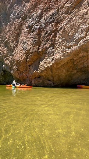 The Blazin’ Paddles half day tour offers gorgeous scenery, wildlife sightings and an easy paddle. It’s a 4 mile round trip.💦 We offer a Strip shuttle or a self drive option. This tour is great for beginners and families. We are now offering a “beat the heat” 9am tour Friday-Sundays through the summer. ☀️ come check it out!!! #blazinpaddles #willowbeach #hooverdam #bouldercitynv #lakemeadnps #coloradoriver #bestkayaktourlv #visitnevada #lasvegas #vegastours #lasvegaskayaktour #kayakingadventures