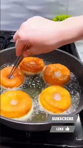 The Fluffiest Homemade Donuts You'll Ever Make 🤤🍩 Two Ways Glazed Donut Hol