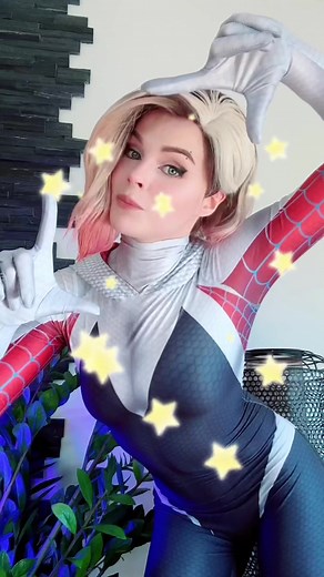 SPIDER GWEN cosplay reveal!💖🕷️ #spidergwen #intothespiderverse #spiderman #cosplay