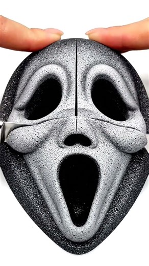 ASMR Slicing Ghostface Mask 😱 Scream Figure Crumbles & Glittery Sand