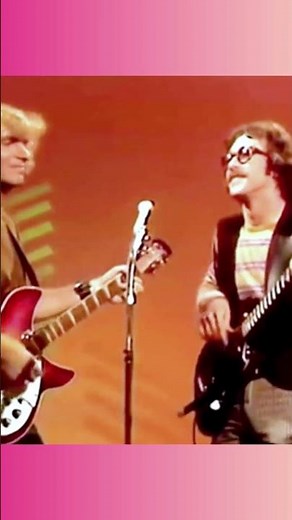 Creedence Clearwater Revival – Bad Moon Rising | Timeless Rock Classic